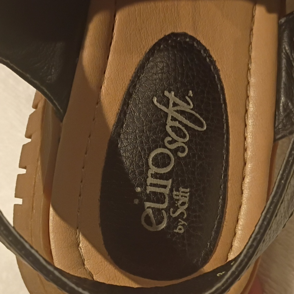 Eurosoft by Sofft Black Ceejay Faux Leather Flatform Comfort Sandal Size 7 M - Picture 6 of 8